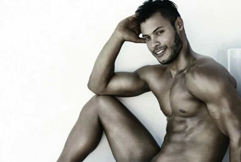 Männliche Brust OP - Gynäkomastie Wien